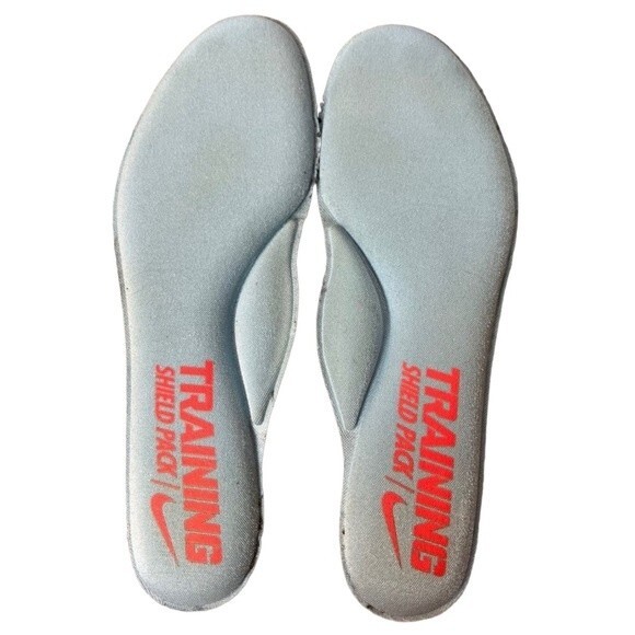 Nike Free TR Shield Pack Training Shoes Black Red Women’s Size 8 - Picture 10 of 11